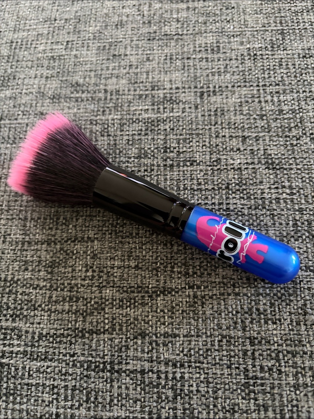 Mac Makeup Brush “Trolls”